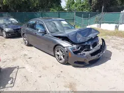 WBA8B7G5XHNT70794 2017 BMW 3ER