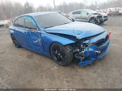 WBA8B7G5XJNU94781 2018 BMW 3ER