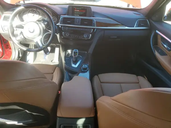 WBA8B7G5XJNV11045 2018 BMW 3ER - Image 8