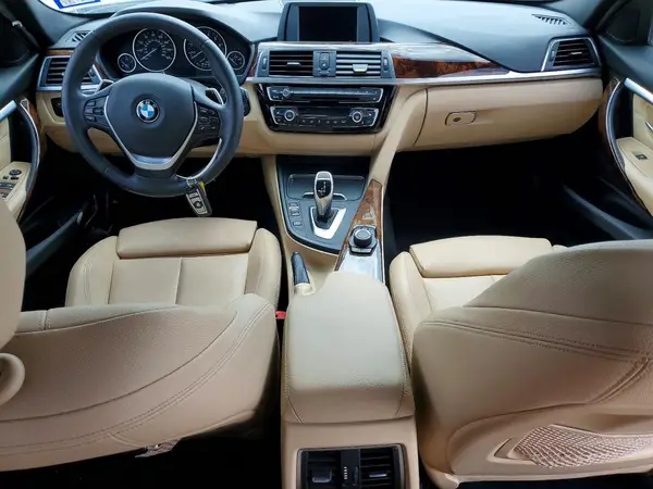 WBA8B9C31HK885006 2017 BMW 3ER - Image 8