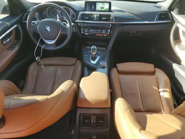 WBA8B9C31HK885586 2017 BMW 3ER - Image 8