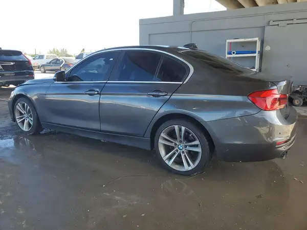WBA8B9C33HK885850 2017 BMW 3ER - Image 2
