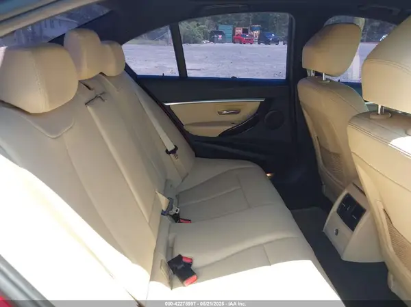 WBA8B9C33HK886237 2017 BMW 3ER - Image 8