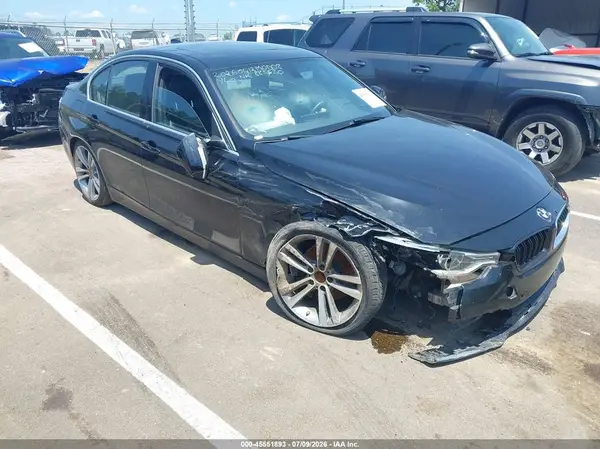WBA8B9C34HK885520 2017 BMW 3ER - Image 1