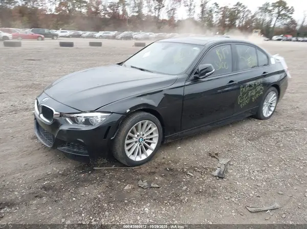 WBA8B9C35HK885638 2017 BMW 3ER - Image 2