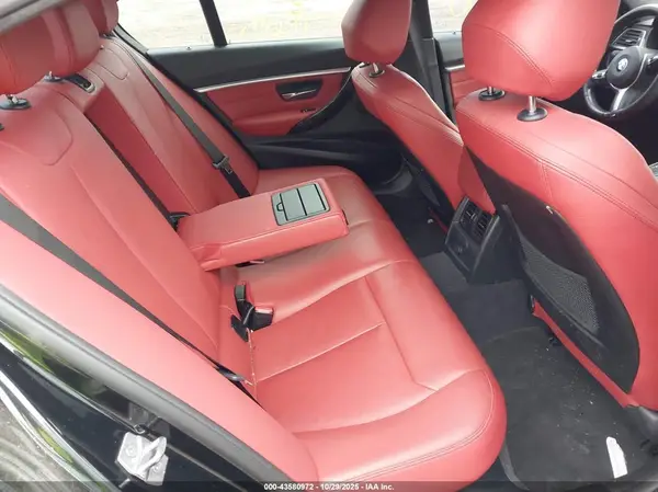 WBA8B9C35HK885638 2017 BMW 3ER - Image 8