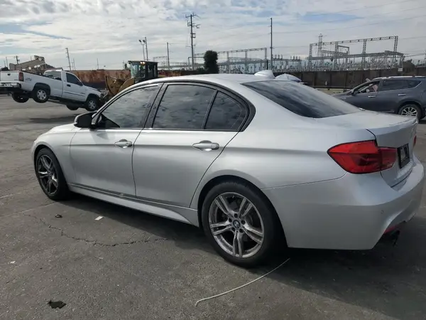 WBA8B9C35HK886191 2017 BMW 3ER - Image 2