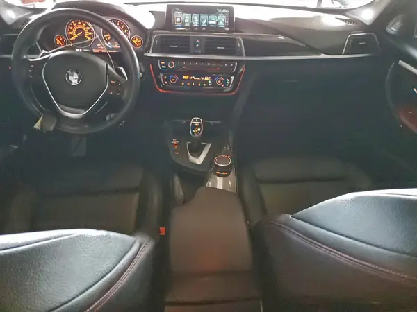 WBA8B9C36HK886281 2017 BMW 3ER - Image 8