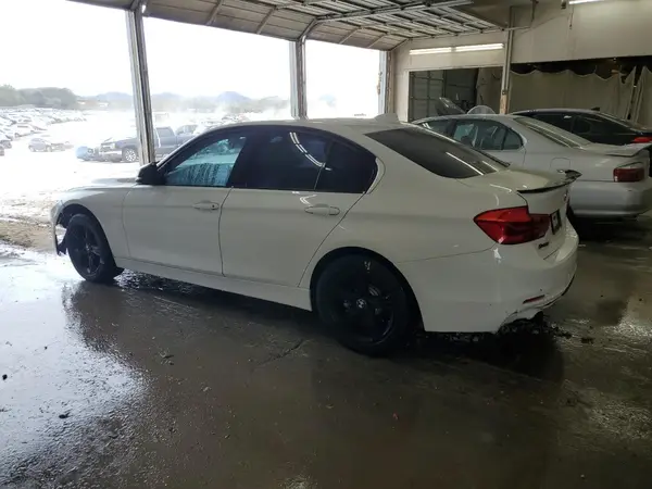 WBA8B9C36HK886314 2017 BMW 3ER - Image 2