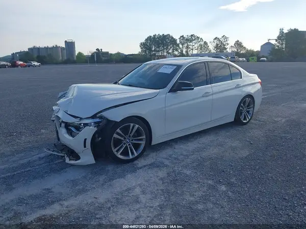 WBA8B9C37HK886192 2017 BMW 3ER - Image 2