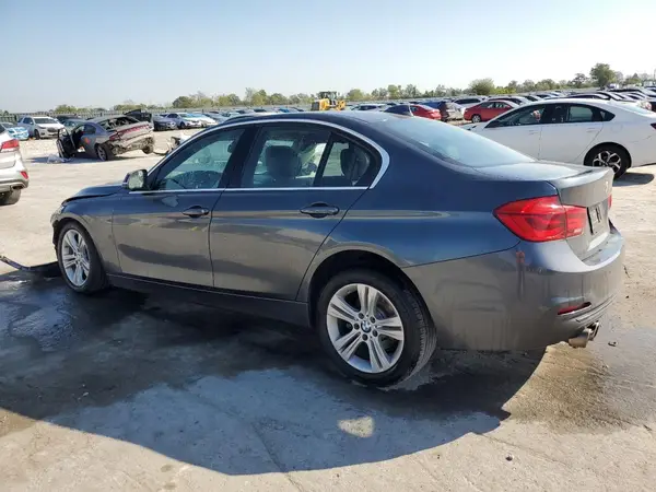 WBA8B9C38HK885634 2017 BMW 3ER - Image 2