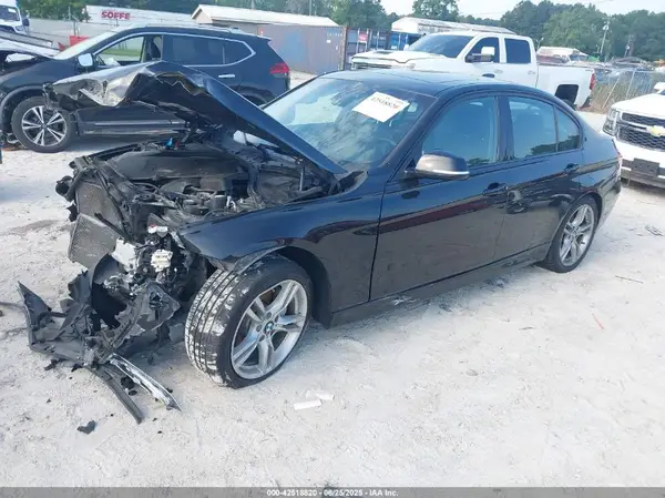 WBA8B9C39HK886081 2017 BMW 3ER - Image 2