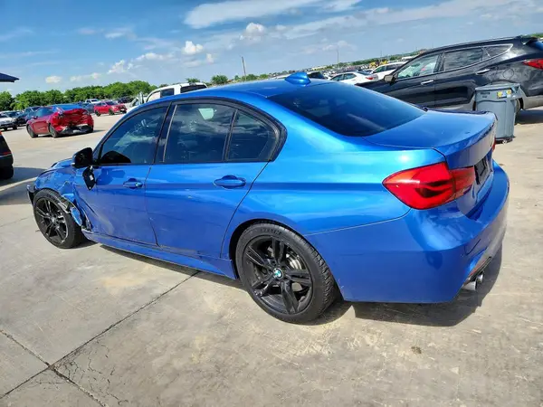WBA8B9C39HK886131 2017 BMW 3ER - Image 2
