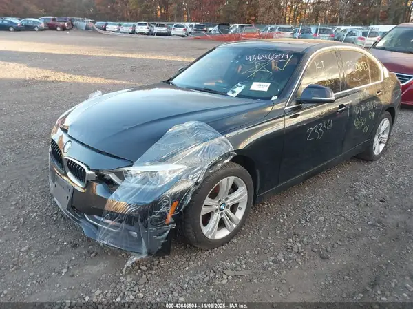 WBA8B9C39HK886291 2017 BMW 3ER - Image 2