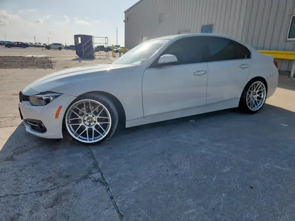 WBA8B9C3XHK885019 2017 BMW 3ER - Image 1