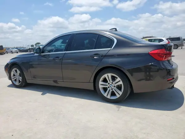 WBA8B9C50HK676342 2017 BMW 3ER - Image 2