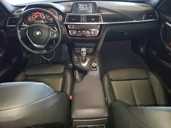 WBA8B9C50JEE81011 2018 BMW 3ER - Image 8
