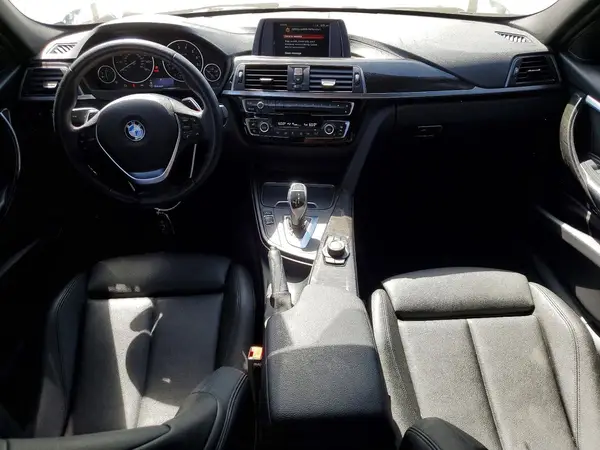 WBA8B9C50JEE82496 2018 BMW 3ER - Image 8