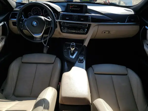 WBA8B9C51HK675636 2017 BMW 3ER - Image 8