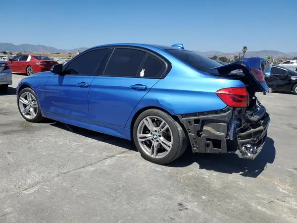 WBA8B9C51HK675913 2017 BMW 3ER - Image 2