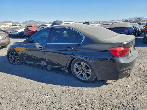 WBA8B9C51JAE21875 2018 BMW 3ER - Image 2