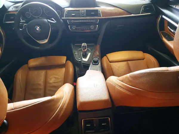 WBA8B9C51JEE82667 2018 BMW 3ER - Image 8