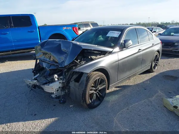WBA8B9C51JEE83382 2018 BMW 3ER - Image 2