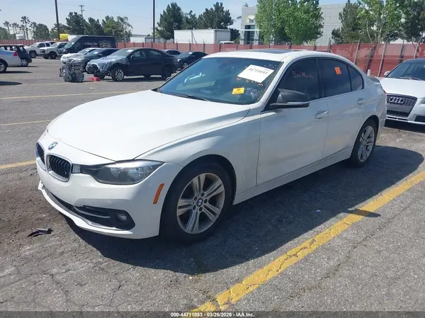 WBA8B9C52HK884514 2017 BMW 3ER - Image 2