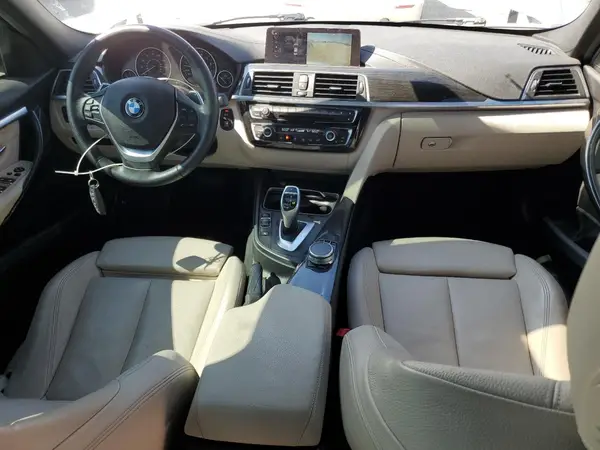 WBA8B9C52JEE81754 2018 BMW 3ER - Image 8