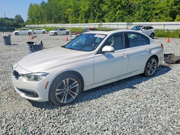 WBA8B9C52JEE82600 2018 BMW 3ER - Image 1