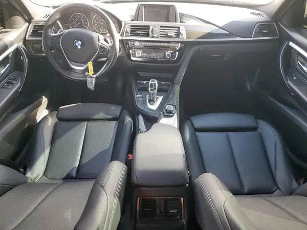 WBA8B9C52JK677305 2018 BMW 3ER - Image 8
