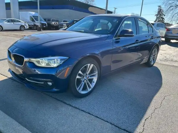WBA8B9C53HK884571 2017 BMW 3ER - Image 2