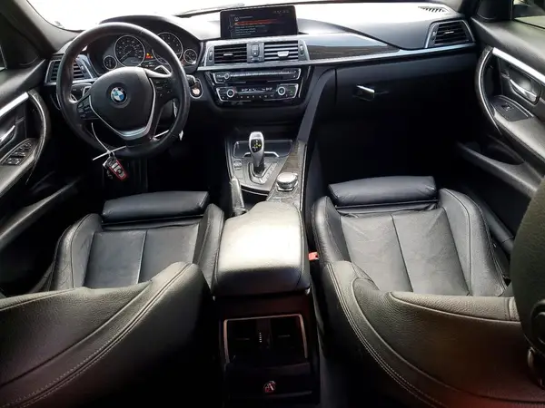 WBA8B9C53HK884747 2017 BMW 3ER - Image 8