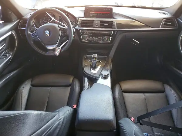 WBA8B9C53JEE81049 2018 BMW 3ER - Image 8