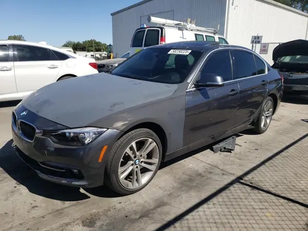 WBA8B9C53JEE82234 2018 BMW 3ER - Image 1