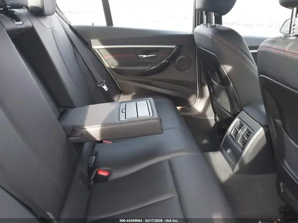 WBA8B9C53JEE82573 2018 BMW 3ER - Image 8