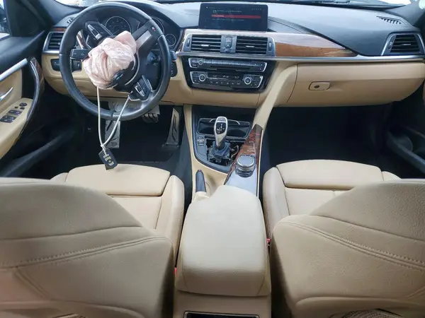 WBA8B9C53JEE82797 2018 BMW 3ER - Image 8