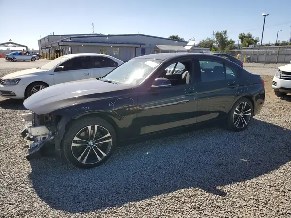 WBA8B9C53JK677362 2018 BMW 3ER - Image 1