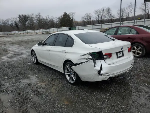 WBA8B9C54HK676277 2017 BMW 3ER - Image 2