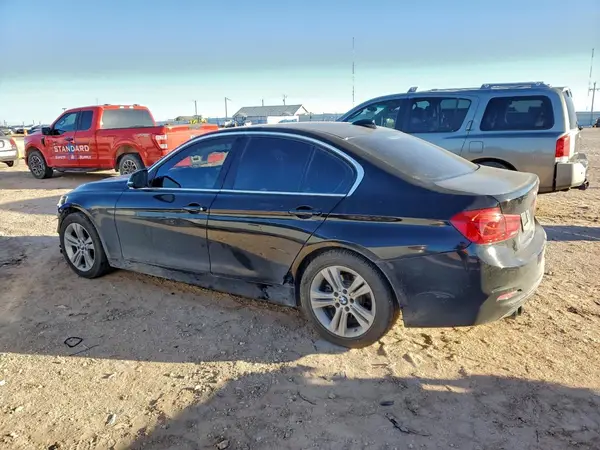 WBA8B9C54JAE22017 2018 BMW 3ER - Image 2