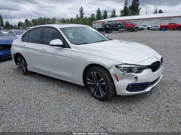 WBA8B9C54JEE81089 2018 BMW 3ER - Image 1