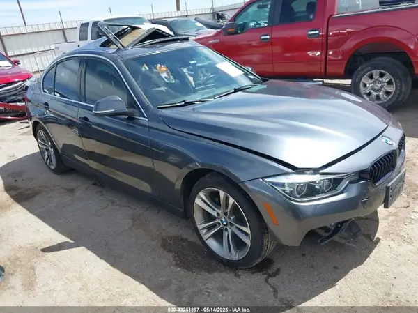 WBA8B9C54JEE81206 2018 BMW 3ER - Image 1