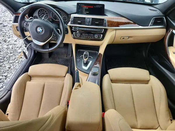 WBA8B9C54JEE83103 2018 BMW 3ER - Image 8