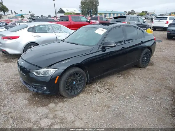 WBA8B9C54JK676964 2018 BMW 3ER - Image 2
