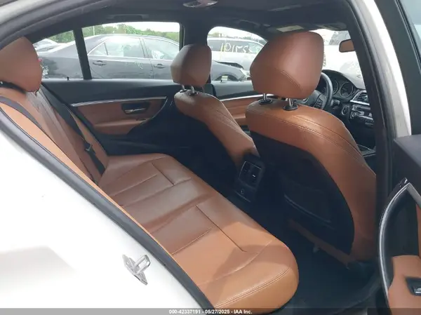 WBA8B9C55HK675705 2017 BMW 3ER - Image 8