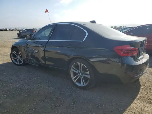 WBA8B9C55HK884569 2017 BMW 3ER - Image 2
