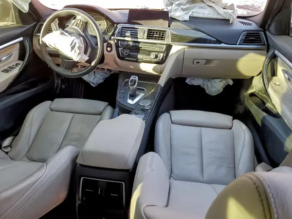 WBA8B9C55JEE81246 2018 BMW 3ER - Image 8