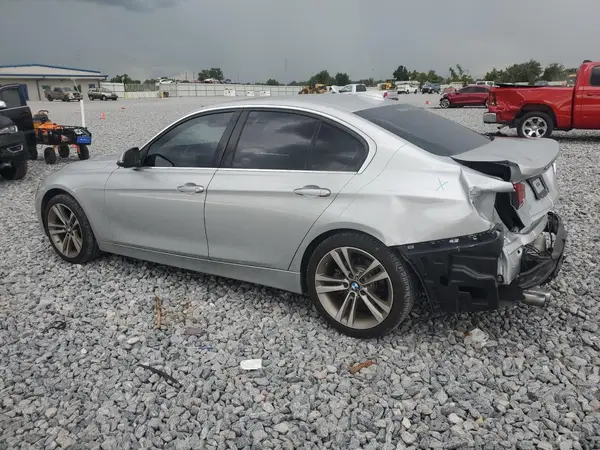 WBA8B9C56JEE80784 2018 BMW 3ER - Image 2