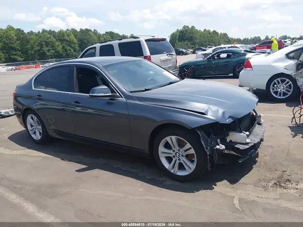 WBA8B9C56JEE81501 2018 BMW 3ER - Image 1