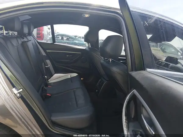 WBA8B9C56JEE81501 2018 BMW 3ER - Image 8